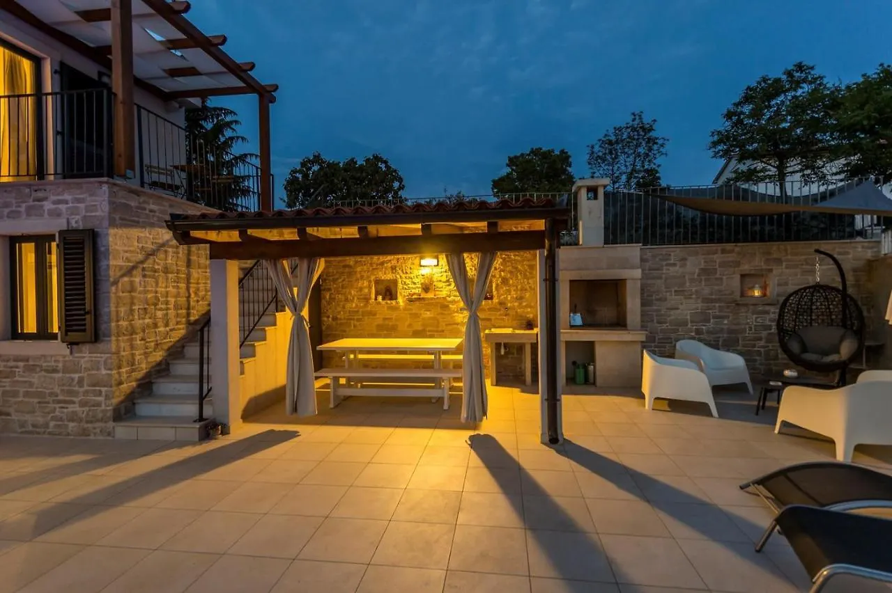 Modern Villa Sol Anima With Private Pool Jakici