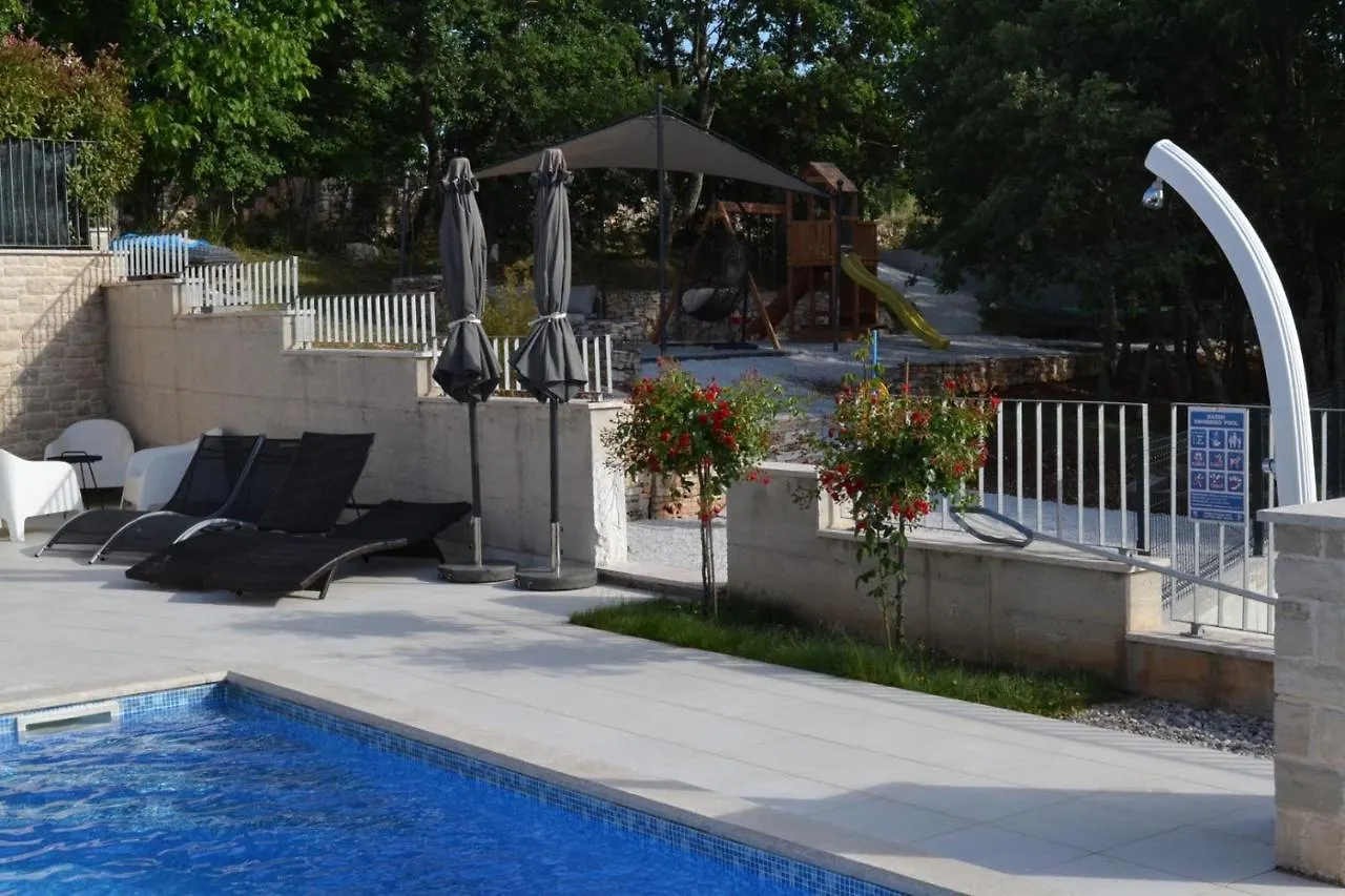 Modern Villa Sol Anima With Private Pool Jakici 0*,  Croatie